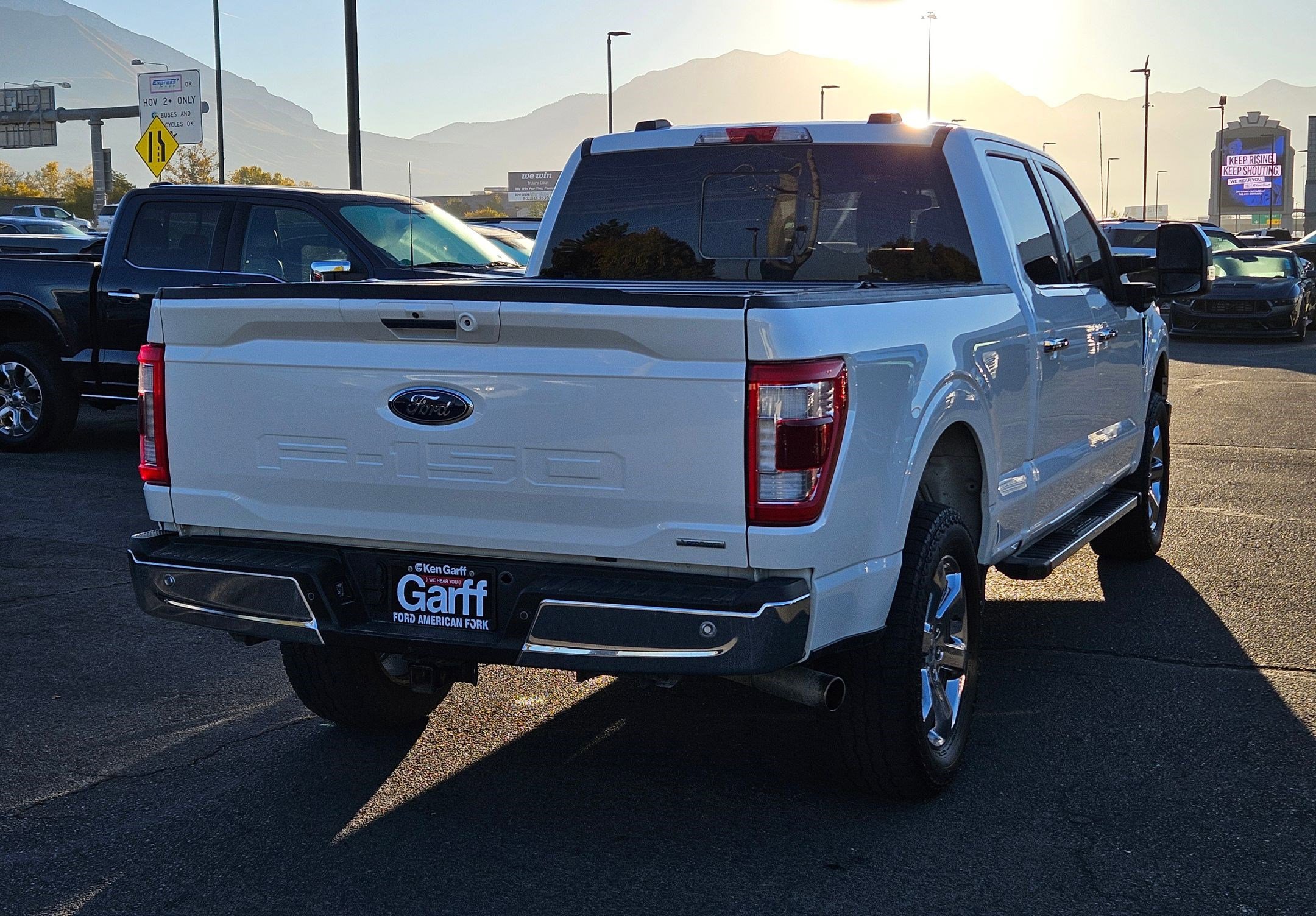 2022 Ford F-150 Lariat photo 2