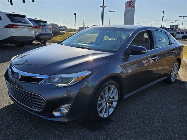 2015 Toyota Avalon Limited photo 3