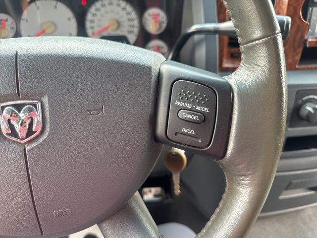2006 Dodge Ram SLT photo 19
