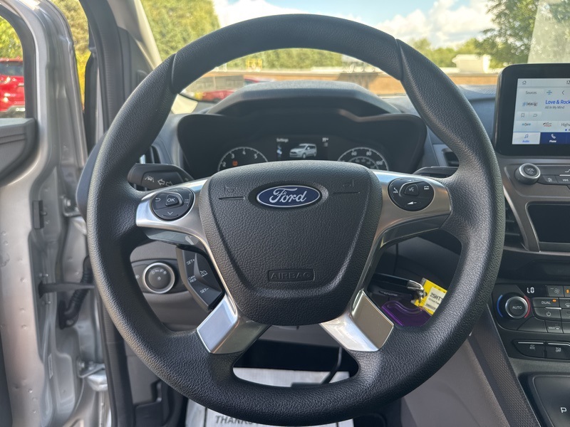 2023 Ford Transit Connect XLT Passenger Wagon photo 10