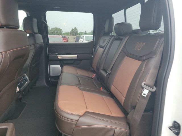 2026 Ford F-350 photo 17