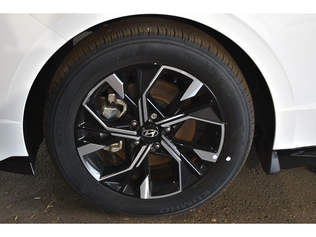 2025 Hyundai Sonata SEL photo 3