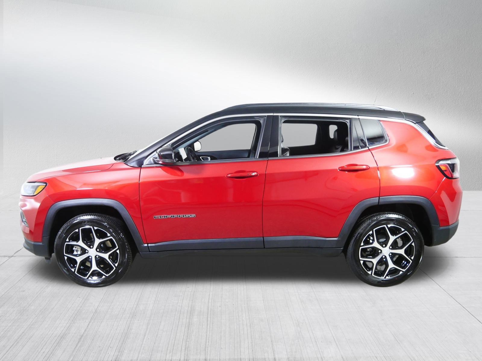 2024 Jeep Compass Limited photo 4