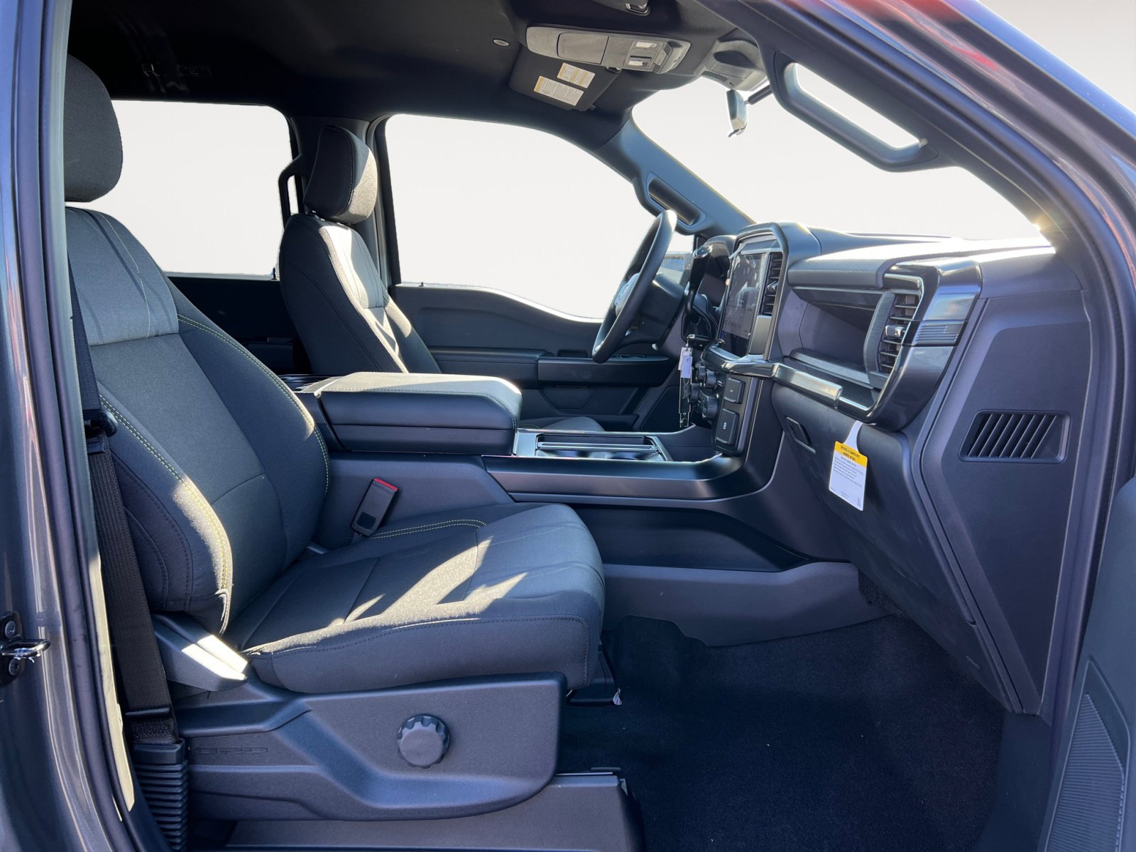 2025 Ford F-150 STX photo 18