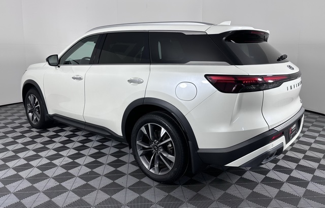 2022 Infiniti QX60 Luxe photo 4