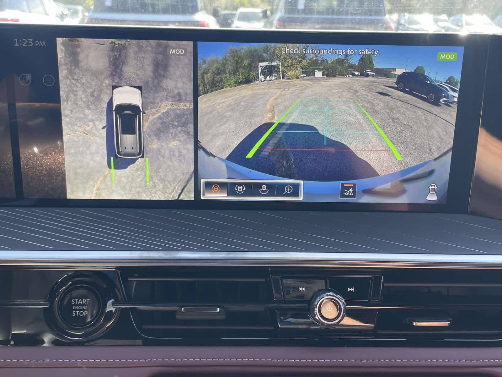 2026 Infiniti QX80 photo 21