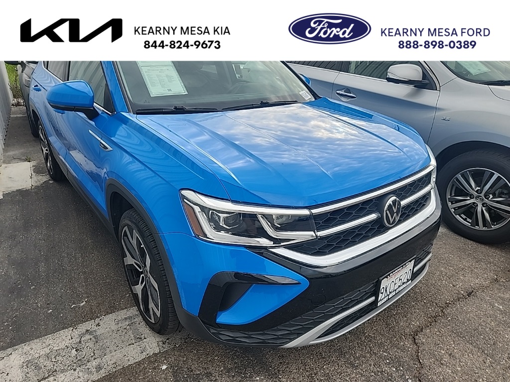 2022 Volkswagen Taos SEL's photo