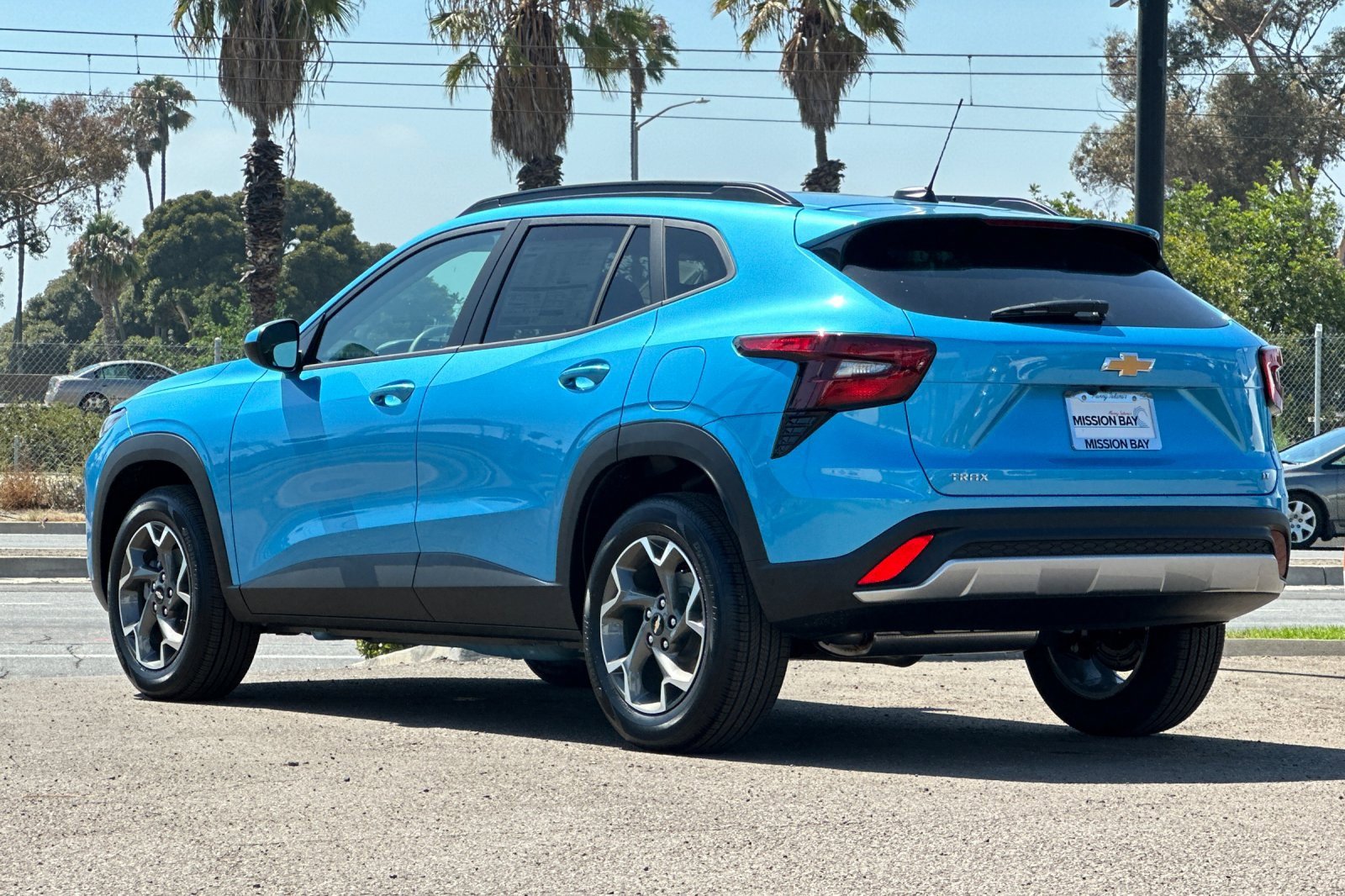 2025 Chevrolet Trax LT photo 6