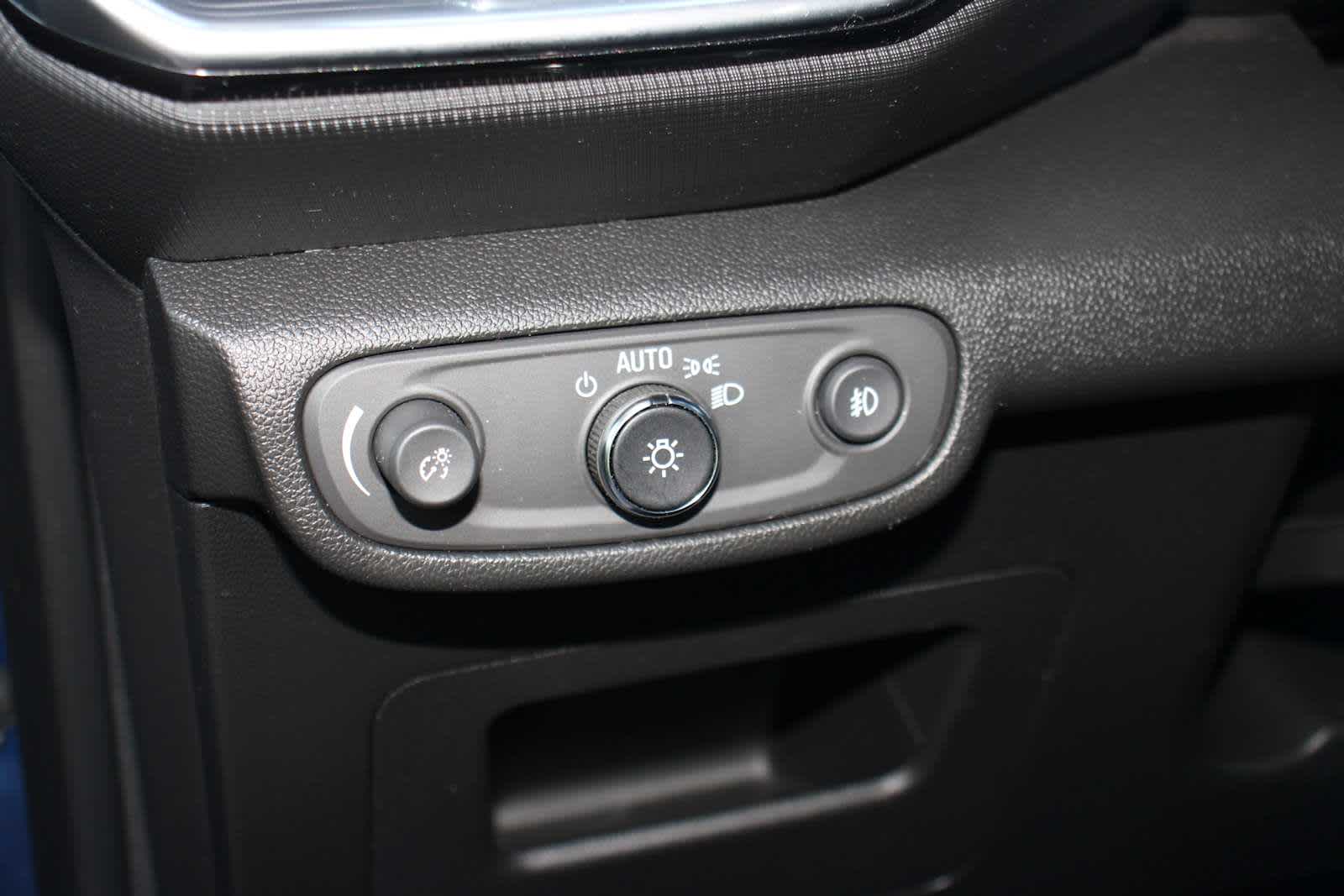 2023 Chevrolet Trailblazer LT photo 16