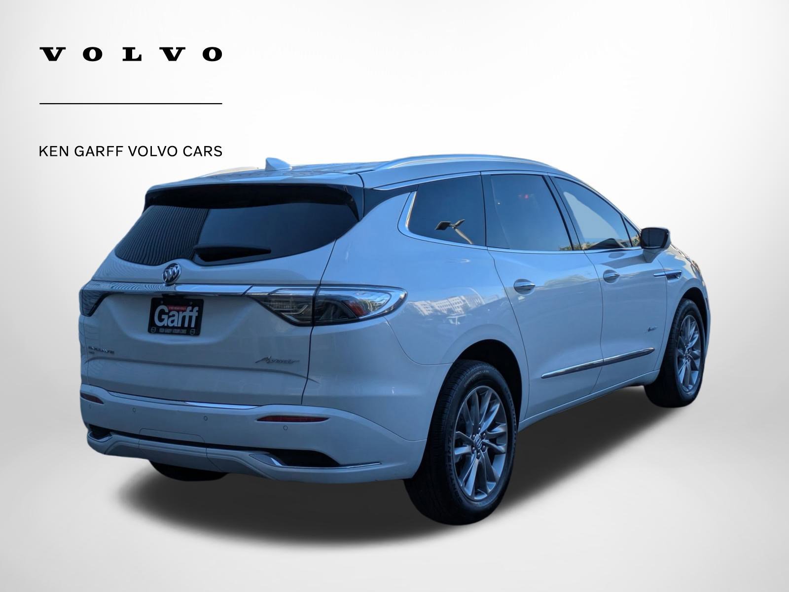 2023 Buick Enclave Avenir photo 3