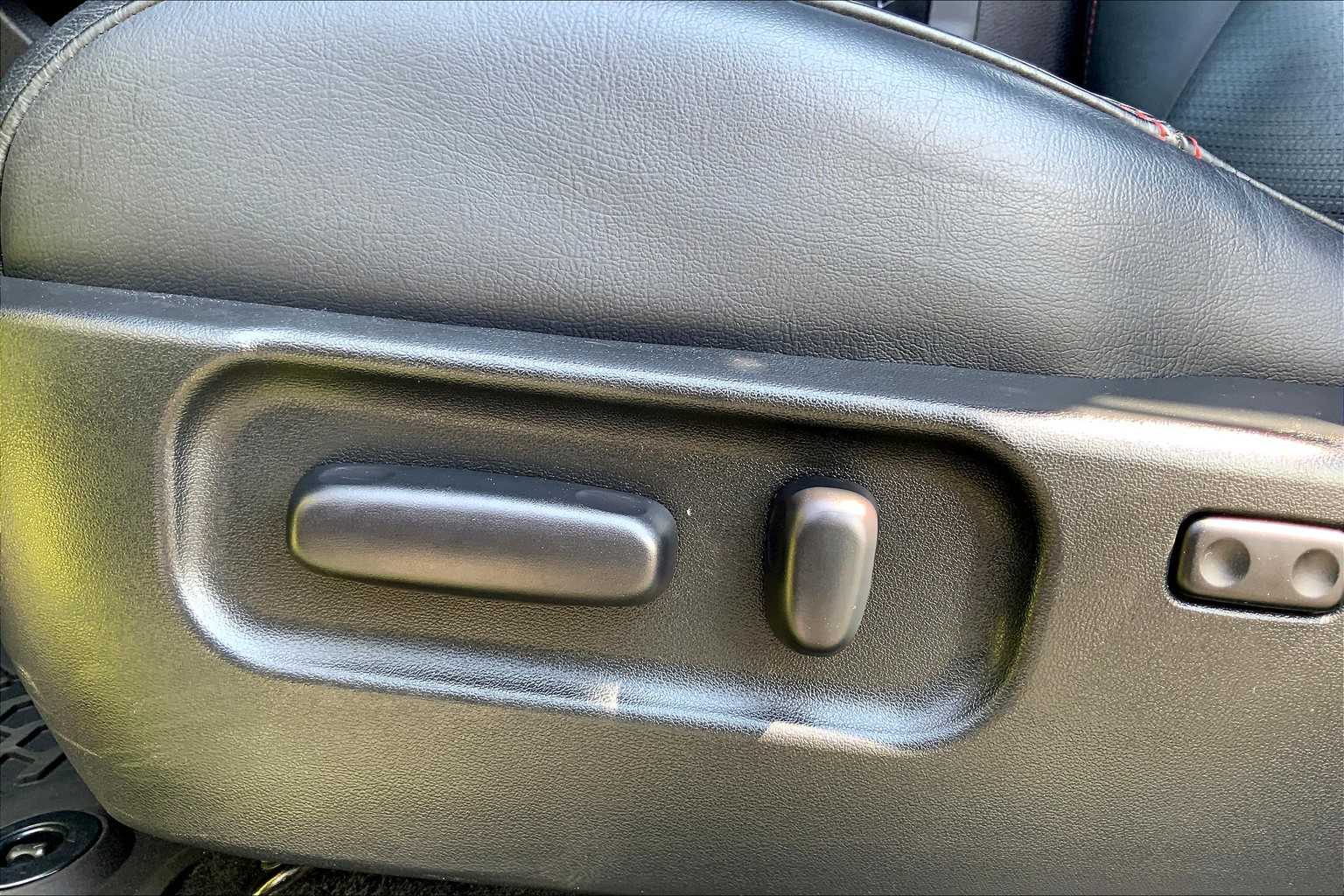 2022 Toyota Tacoma TRD Pro photo 32