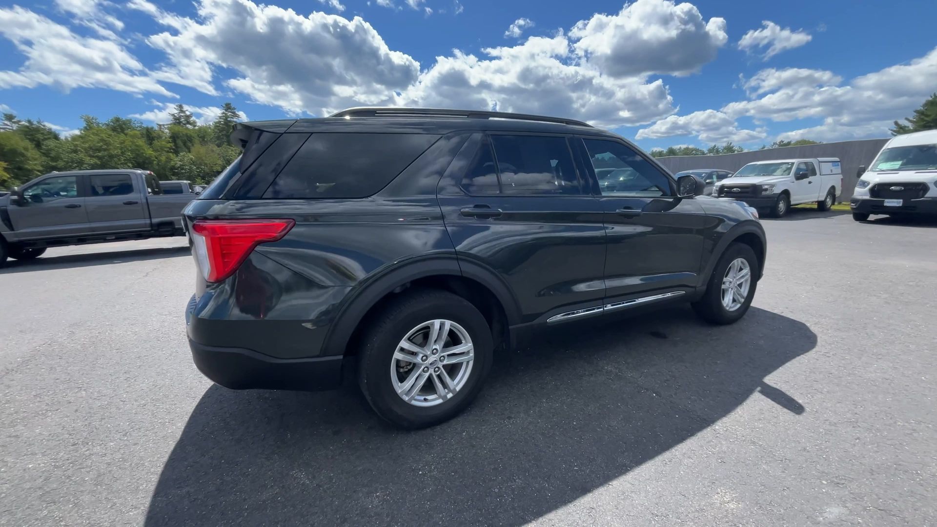 2023 Ford Explorer XLT photo 18