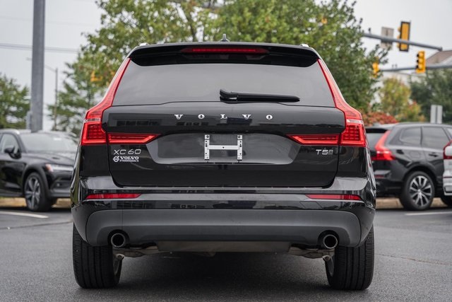 2019 Volvo XC60 T5 Momentum photo 6