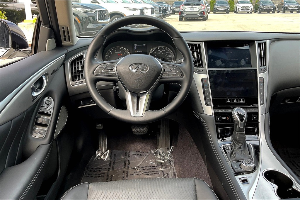 2024 Infiniti Q50 LUXE photo 13