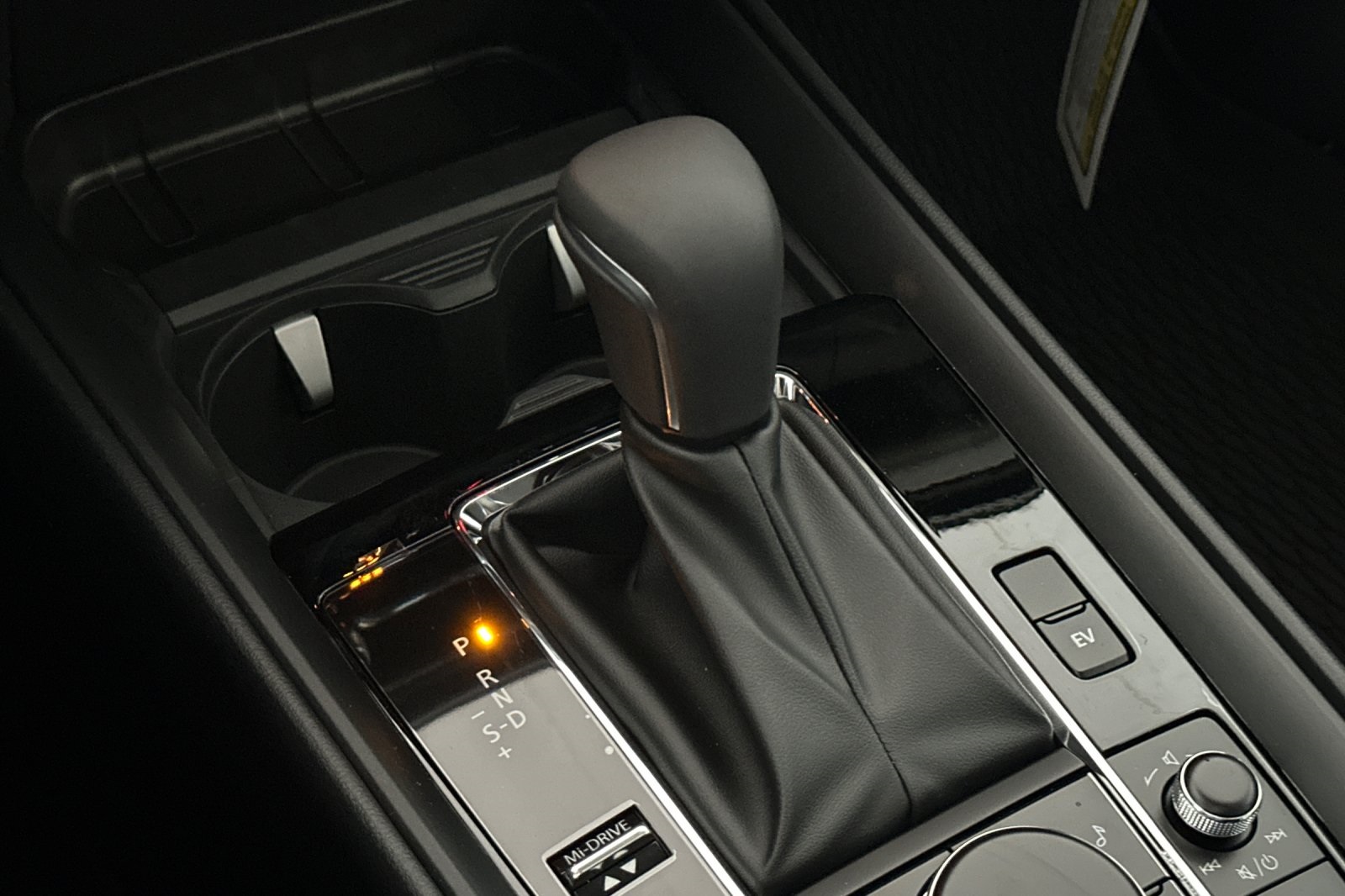 2025 Mazda CX-50 Premium Plus photo 19