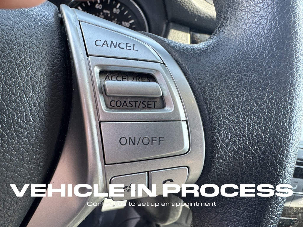 2014 Nissan Rogue S photo 17