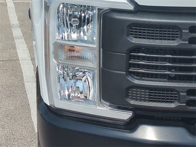 2025 Ford F-250 XL photo 10