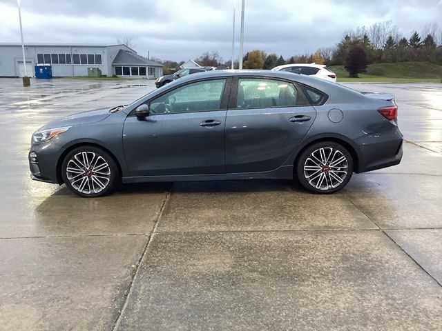 2021 Kia Forte GT photo 3