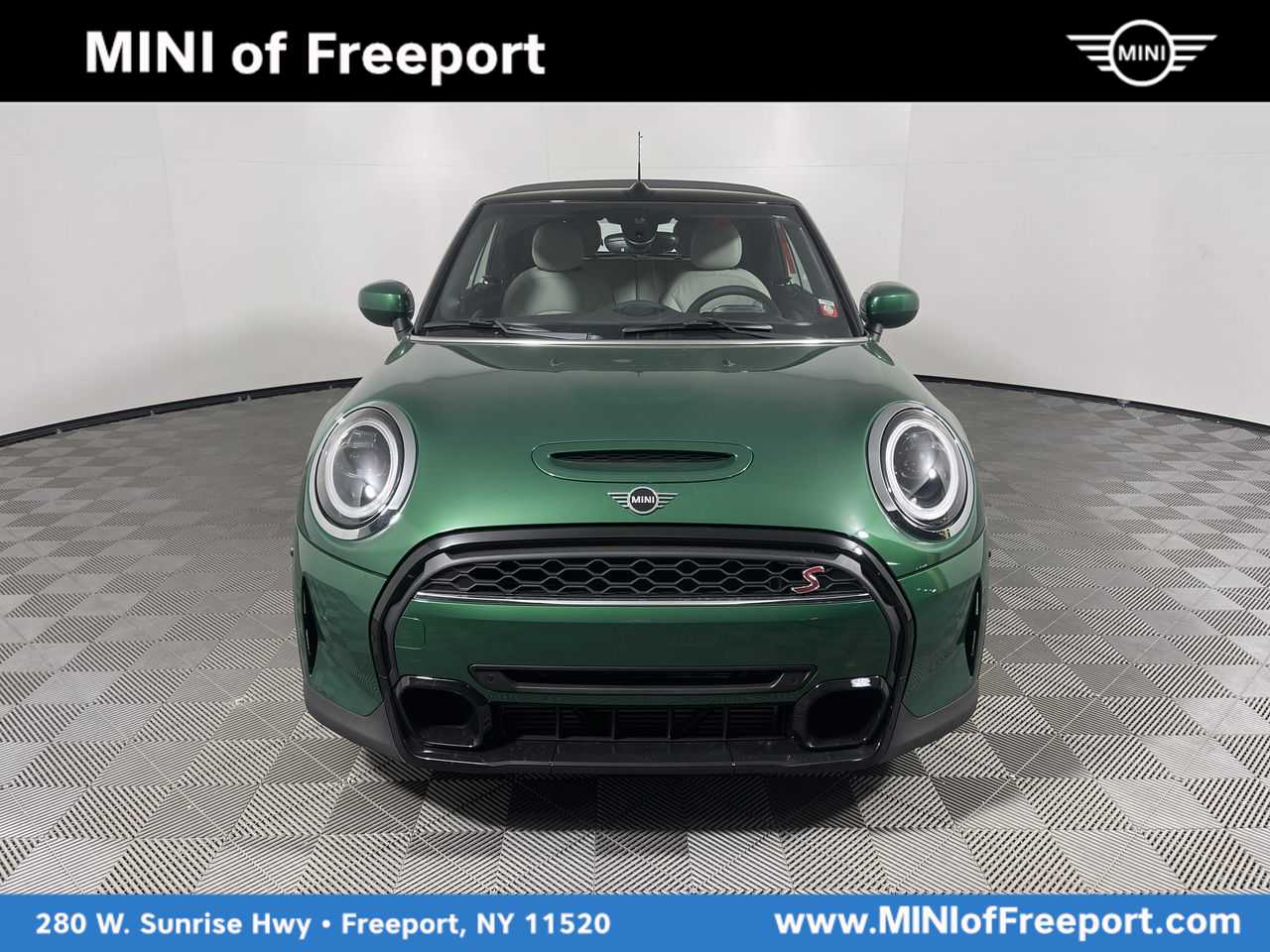 2024 MINI Convertible S's photo