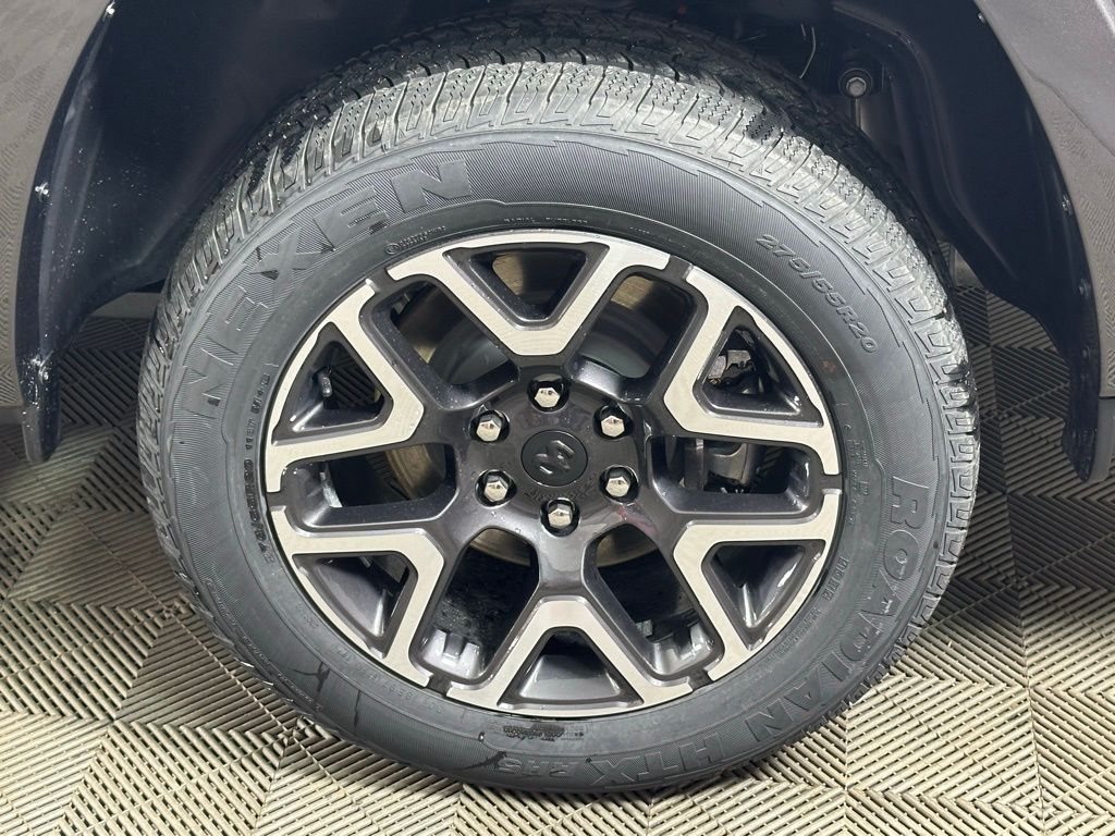 2025 Ram 1500 Laramie photo 2