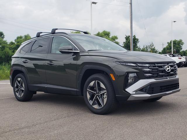 2025 Hyundai Tucson SEL Convenience photo 3