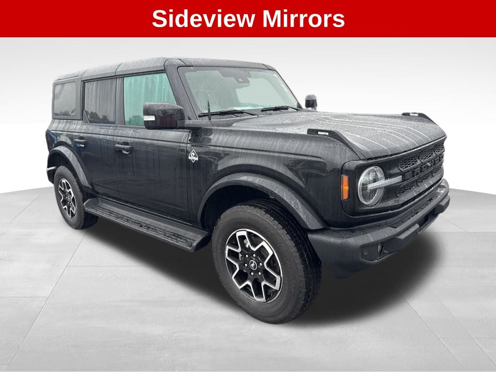 2025 Ford Bronco Outer Banks photo 4