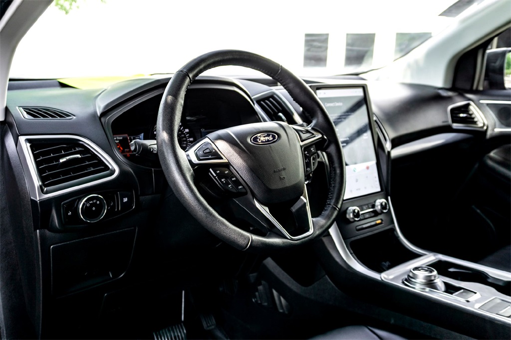 2024 Ford Edge SEL photo 14