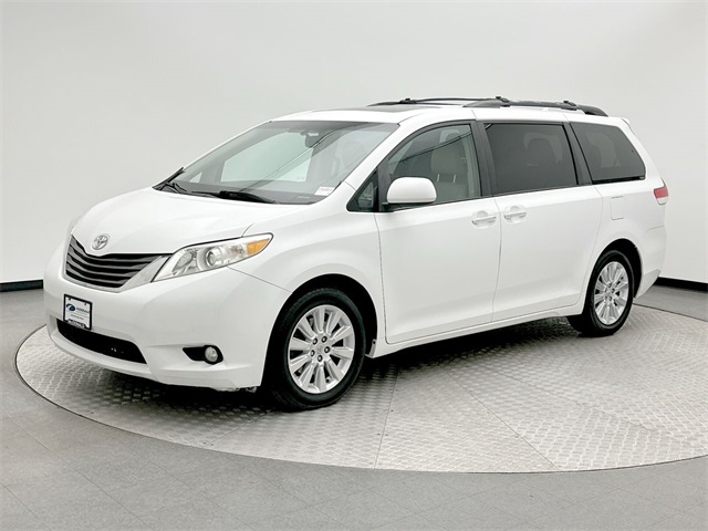 2011 Toyota Sienna XLE