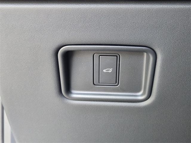 2025 Land Rover Range Rover Sport SE photo 13