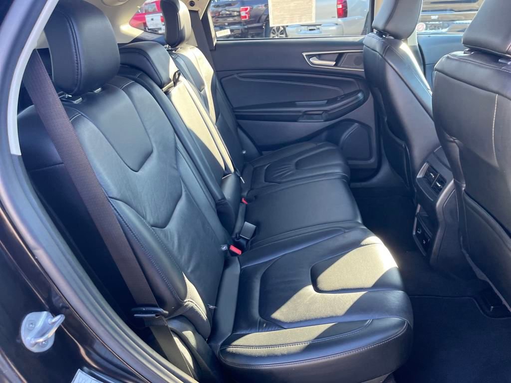 2022 Ford Edge Titanium photo 23