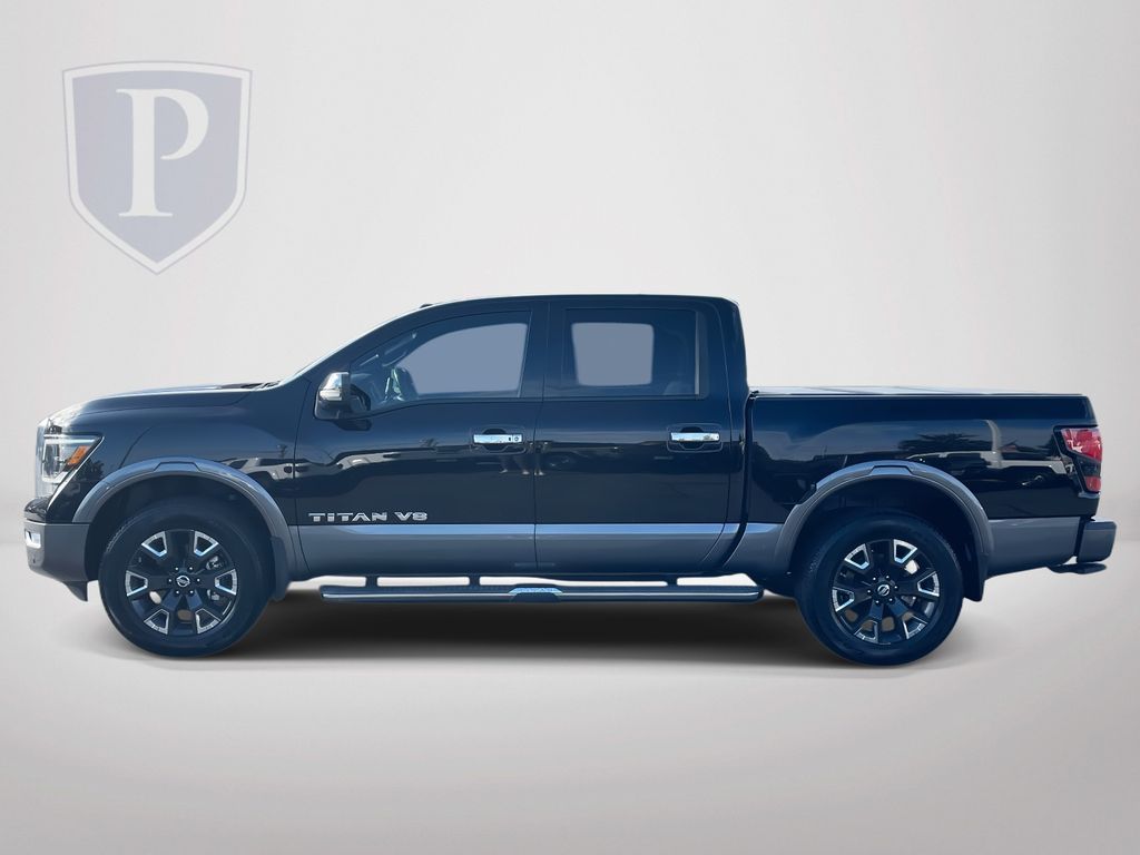 2020 Nissan Titan Platinum Reserve photo 4