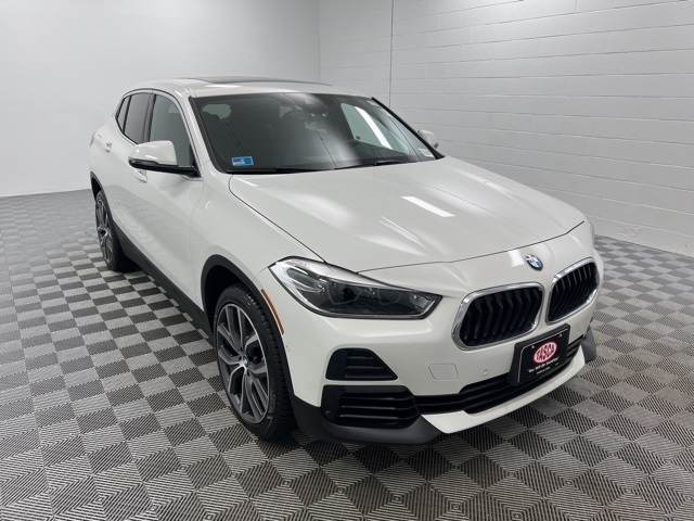 2022 BMW X2 28i's photo