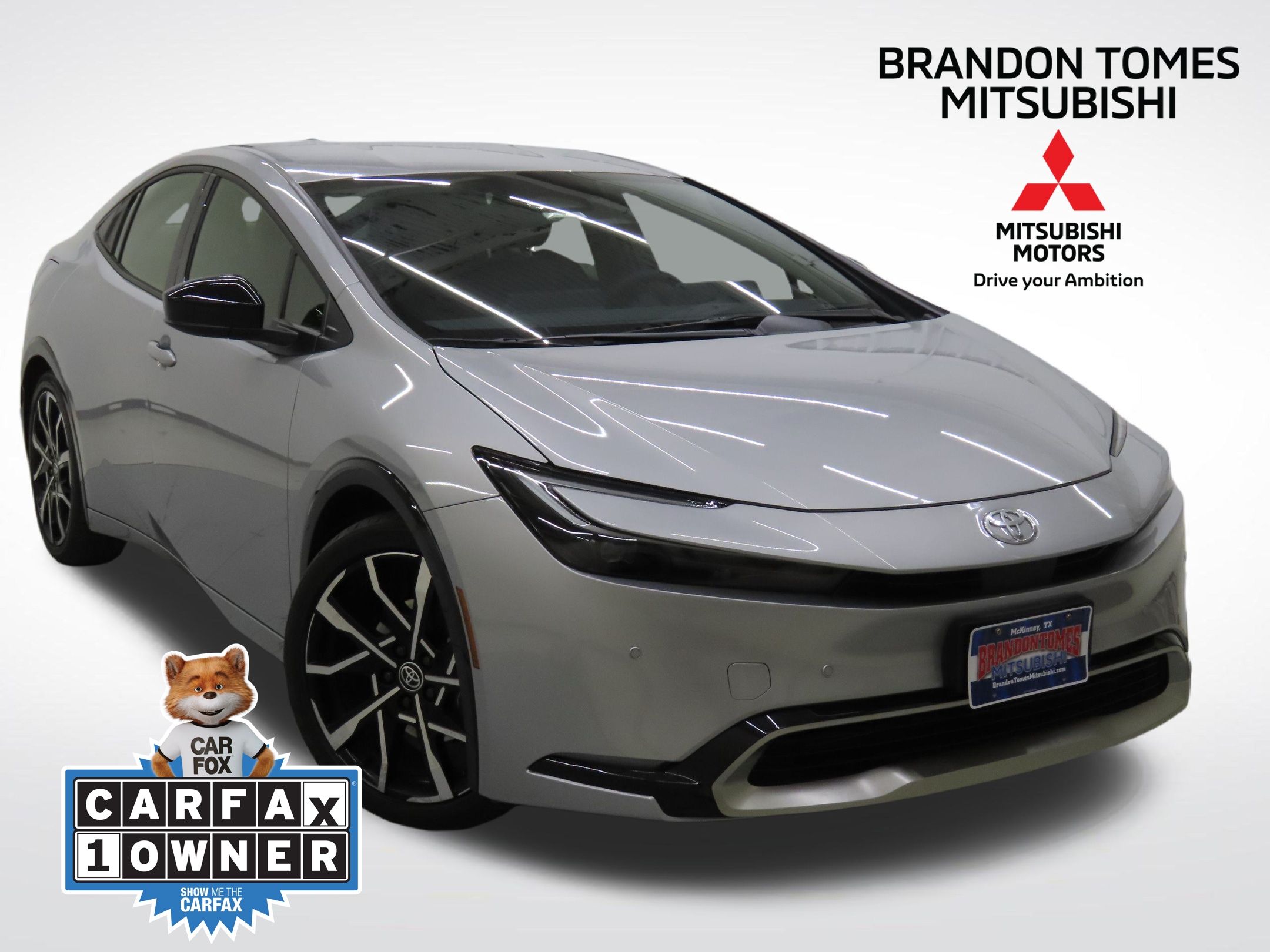 2025 Toyota Prius XSE's photo