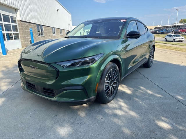 2025 Ford Mustang Mach-E Premium photo 2