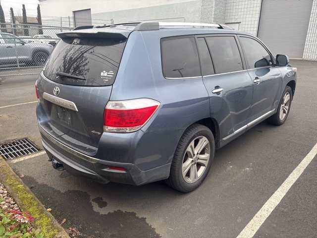 Used 2012 Toyota Highlander Limited with VIN 5TDDK3EH1CS106504 for sale in Grants Pass, OR