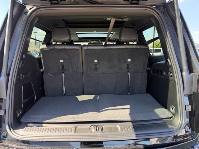 2025 Jeep Wagoneer Series II photo 28