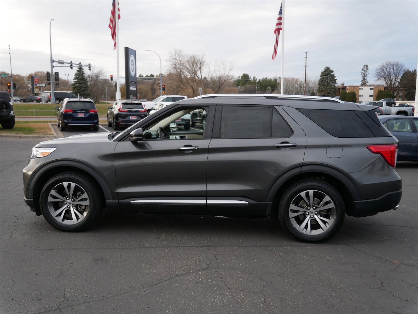 Used 2020 Ford Explorer Platinum with VIN 1FM5K8HC0LGA00181 for sale in White Bear Lake, Minnesota