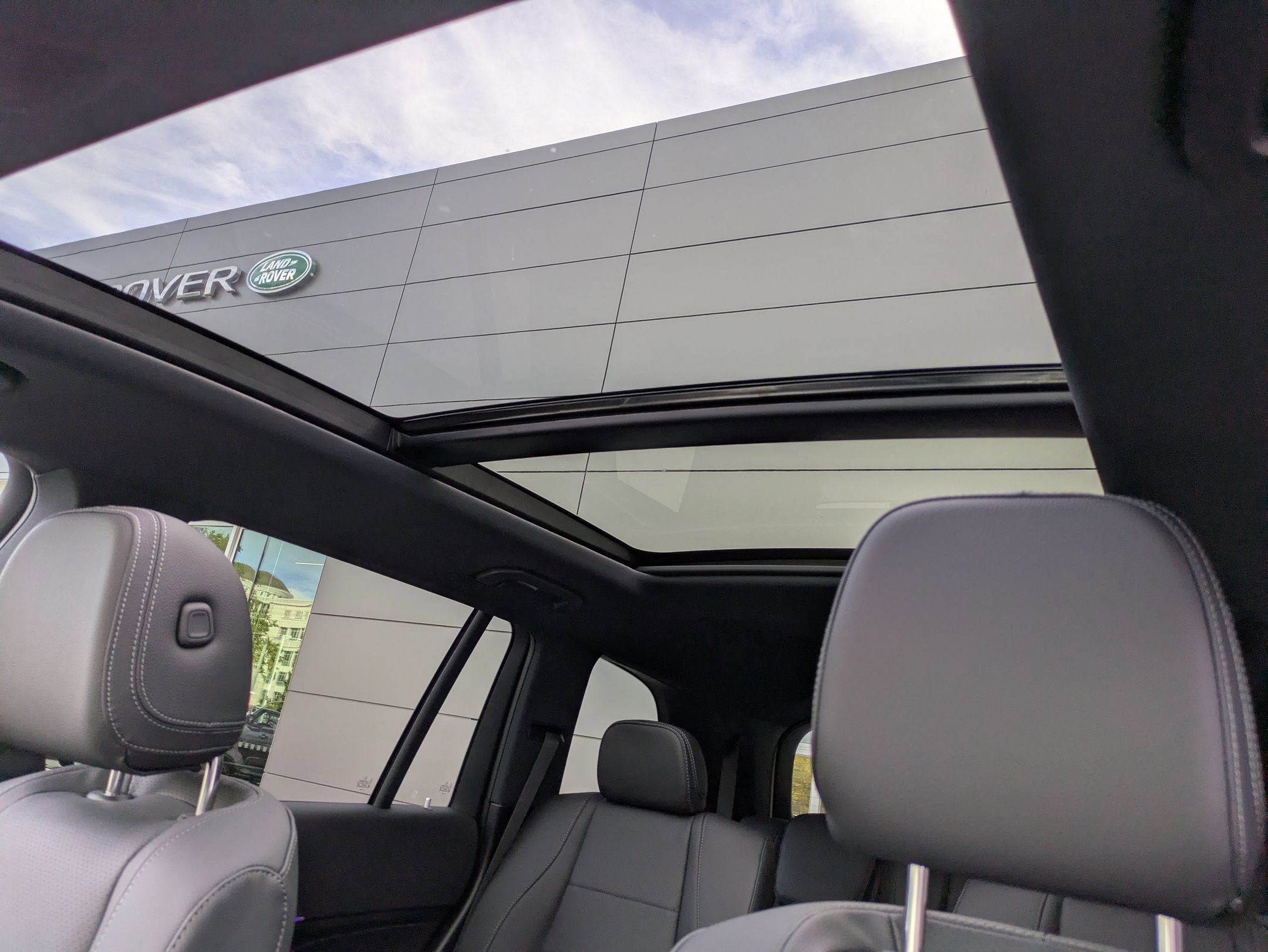 2025 Mercedes Benz GLS 450 4MATIC photo 13