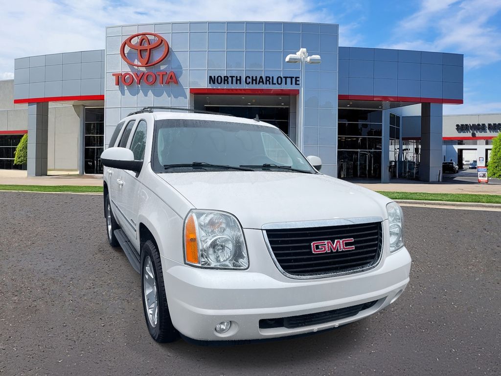 Used 2013 GMC Yukon SLT with VIN 1GKS1CE07DR288699 for sale in Huntersville, NC