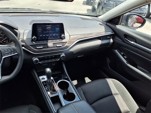 2023 Nissan Altima 2.5 SV photo 12