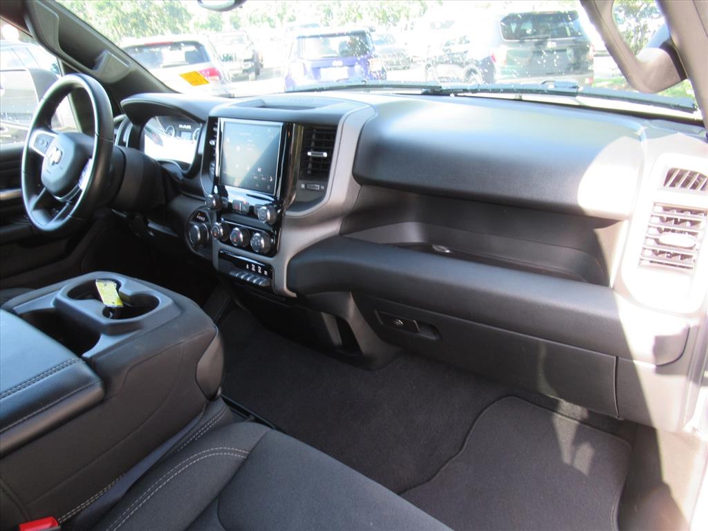 2025 Ram 1500 Tradesman photo 11