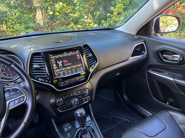 2021 Jeep Cherokee Limited photo 31