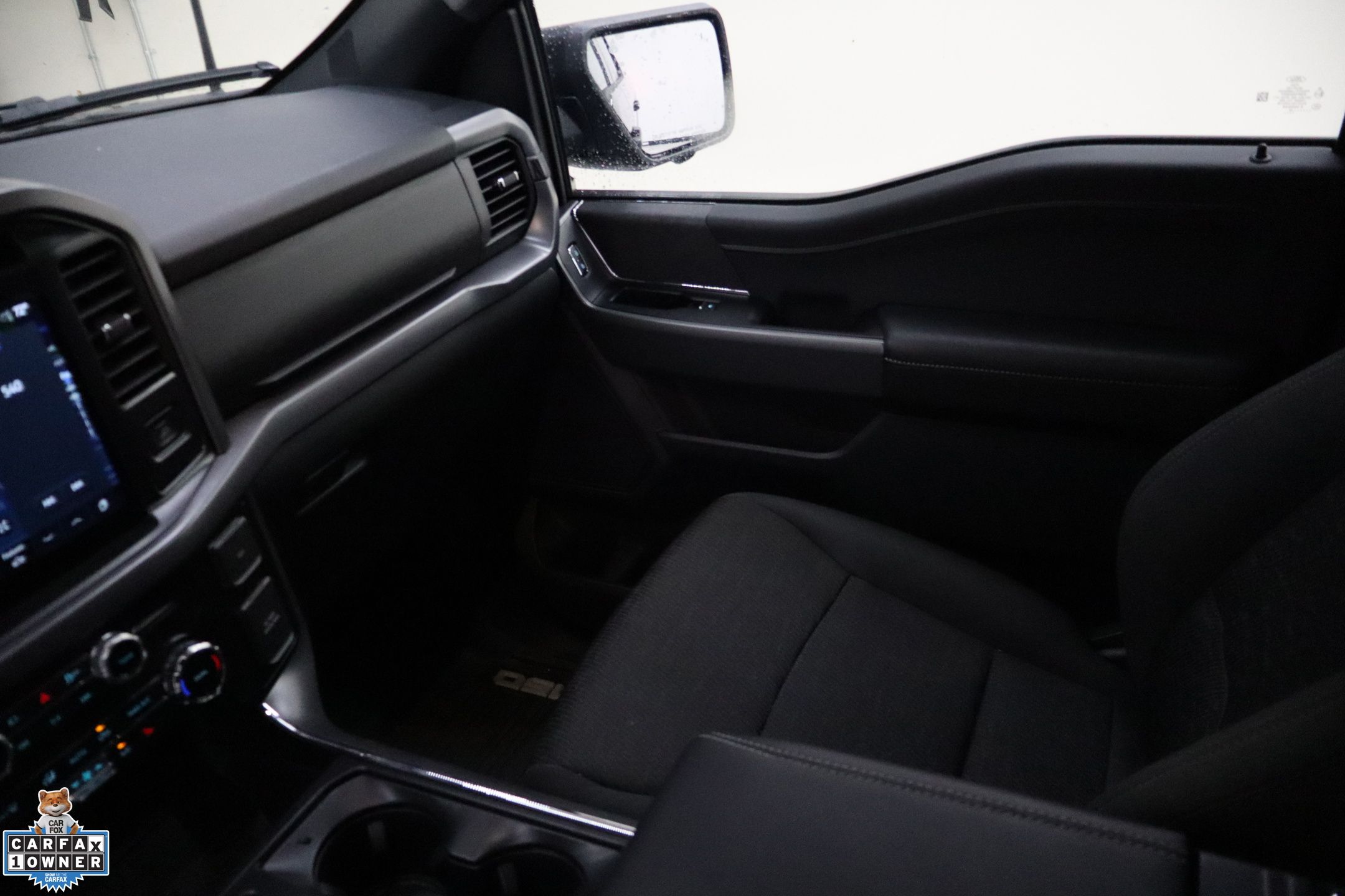 2025 Ford F-150 XLT photo 18