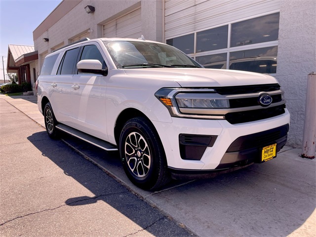 2023 Ford Expedition MAX XLT photo 3
