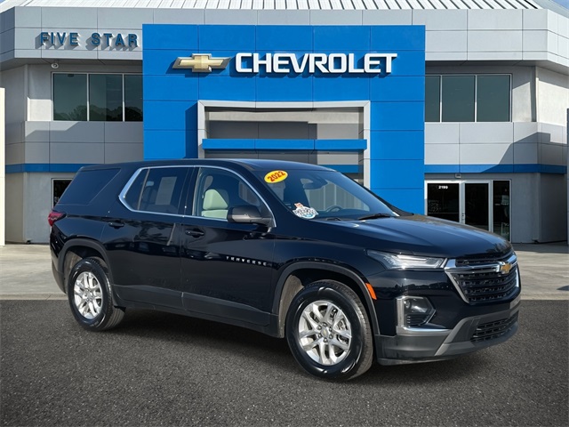 2022 Chevrolet Traverse LS's photo