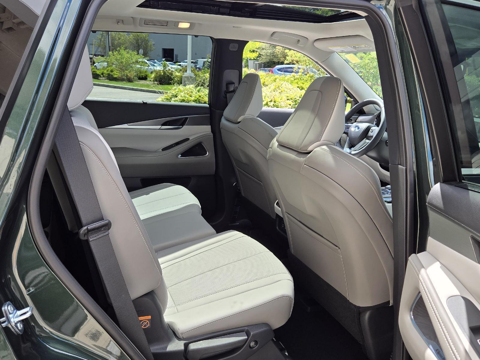 2026 Infiniti QX60 Luxe AWD photo 17