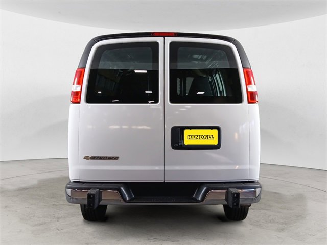 2023 Chevrolet Express 2500 Cargo photo 2