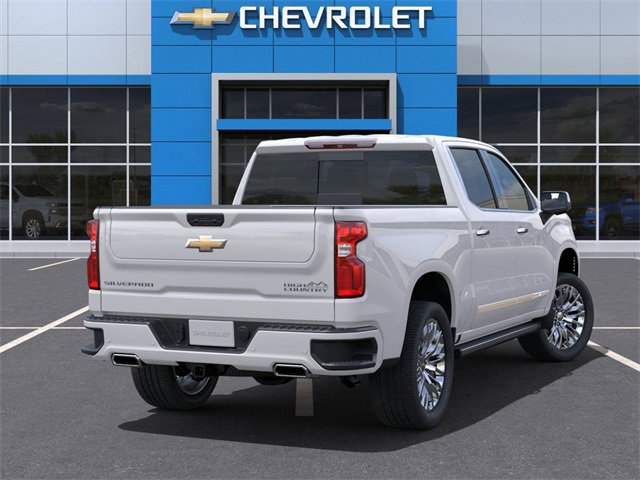 2025 Chevrolet Silverado 1500 High Country photo 3