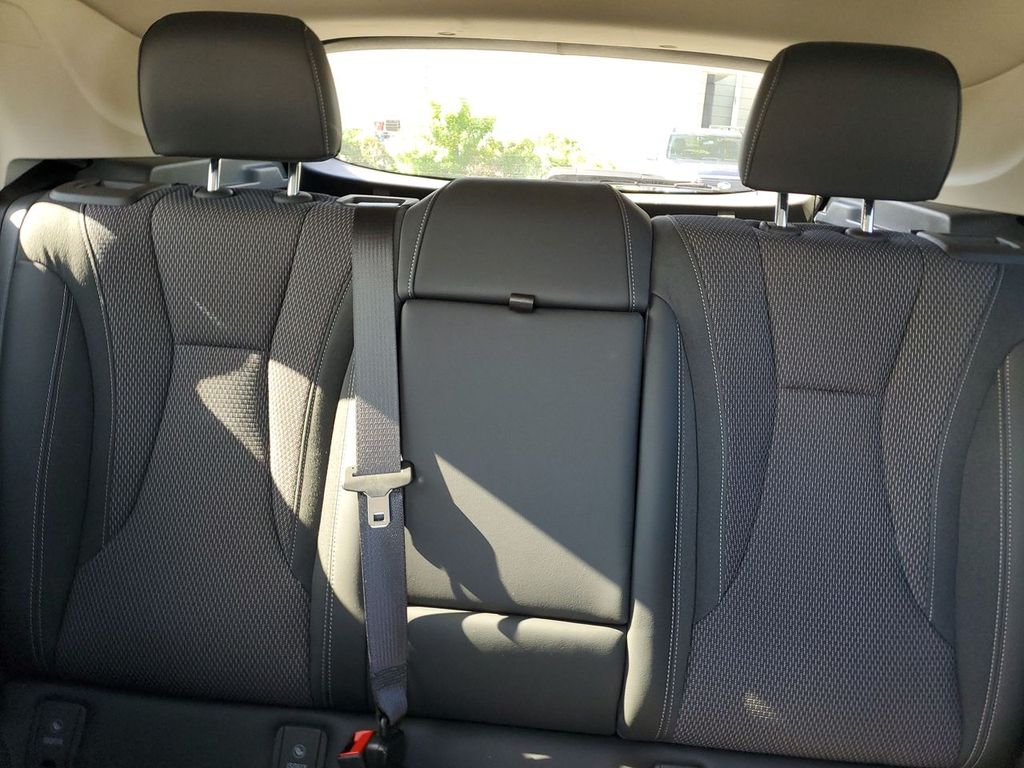 2023 Buick Envision Preferred photo 5