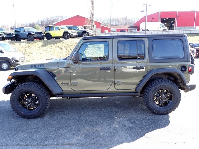 2025 Jeep Wrangler Willys photo 2